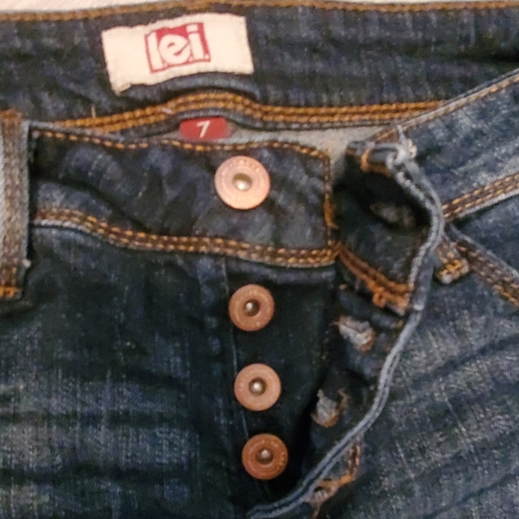 Jeans - Picture 2 of 5